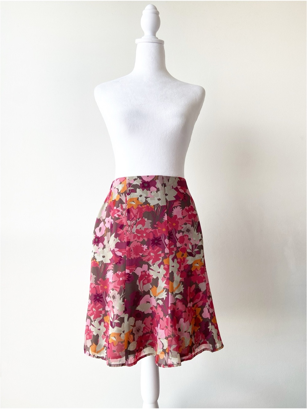 Old Navy Floral A-Line Skirt in Pink and Cream